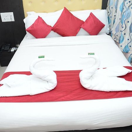 Anil Guest House Мумбаи Экстерьер фото