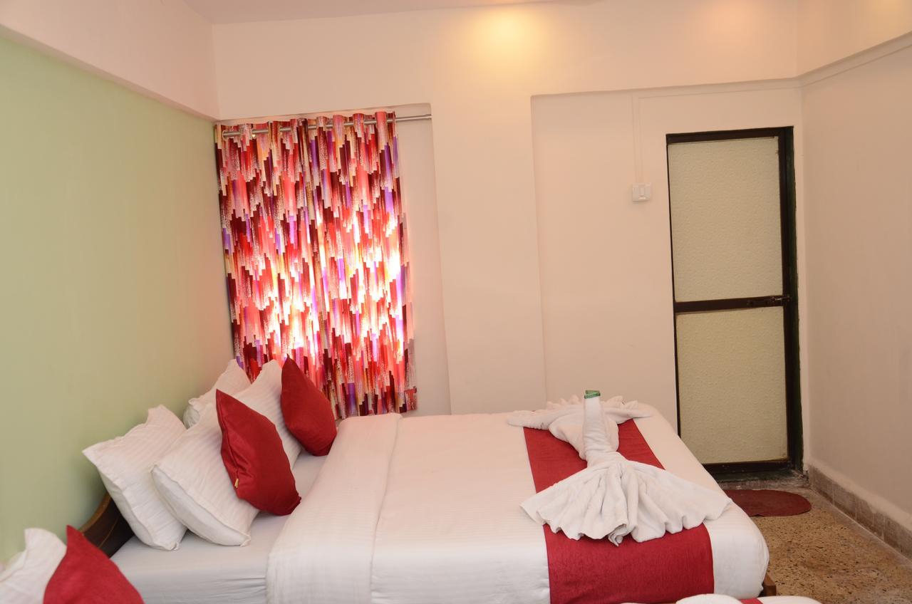Anil Guest House Мумбаи Экстерьер фото