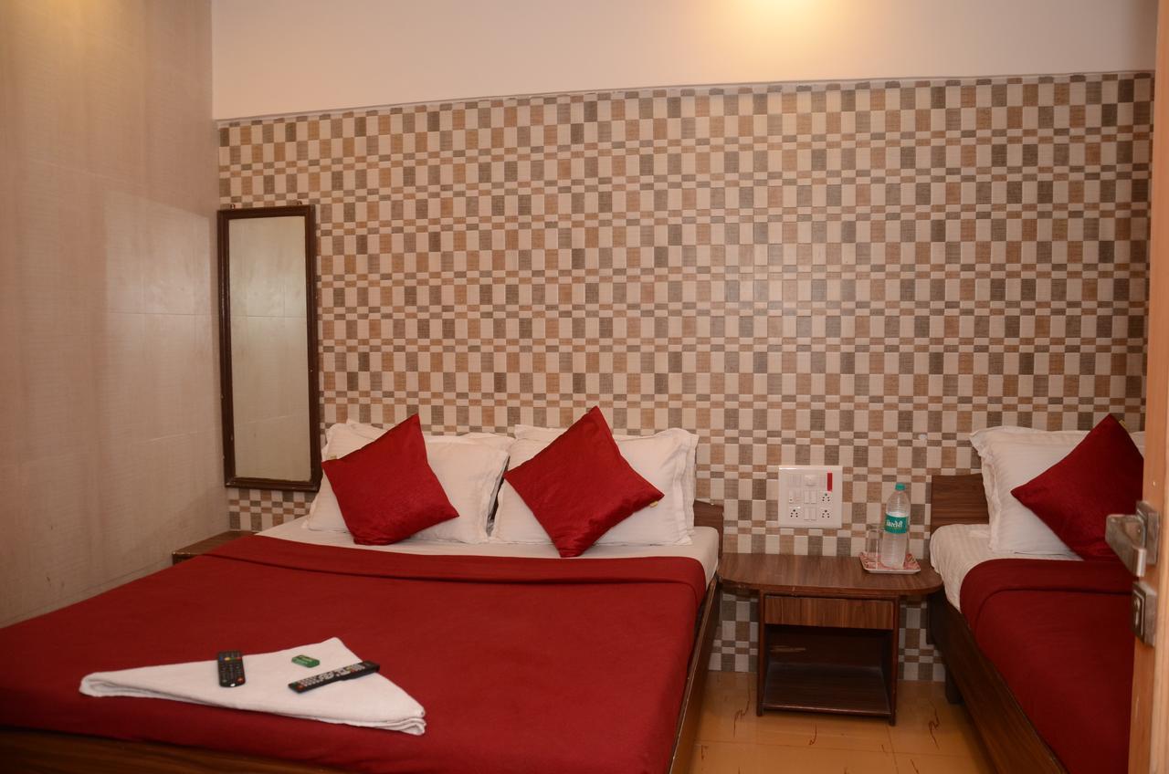 Anil Guest House Мумбаи Экстерьер фото