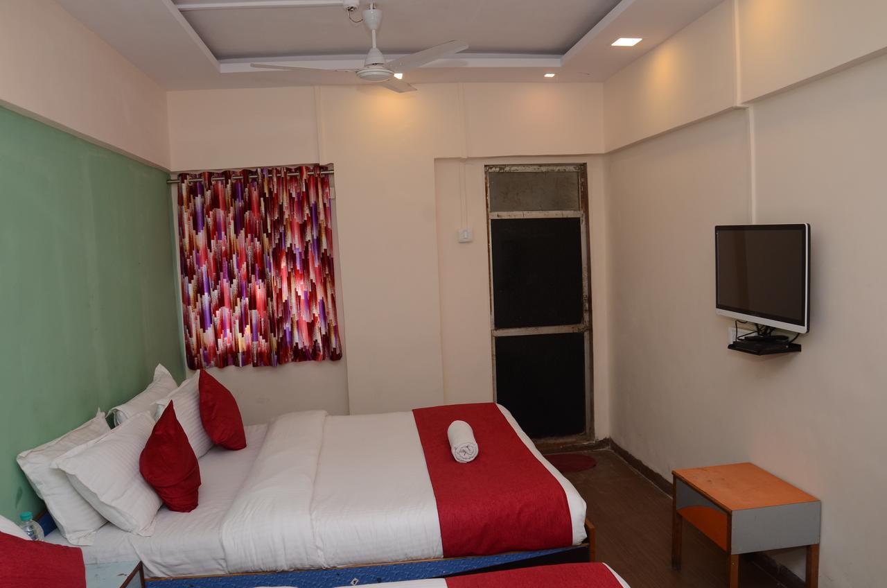 Anil Guest House Мумбаи Экстерьер фото